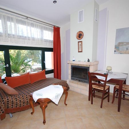 Irides Aparthotel Souvala Buitenkant foto