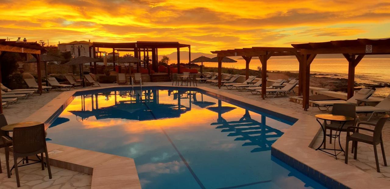 Irides Aparthotel Souvala Buitenkant foto
