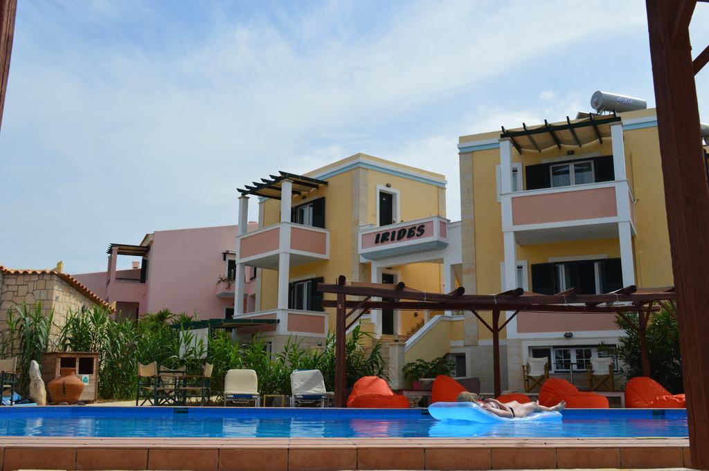 Irides Aparthotel Souvala Buitenkant foto
